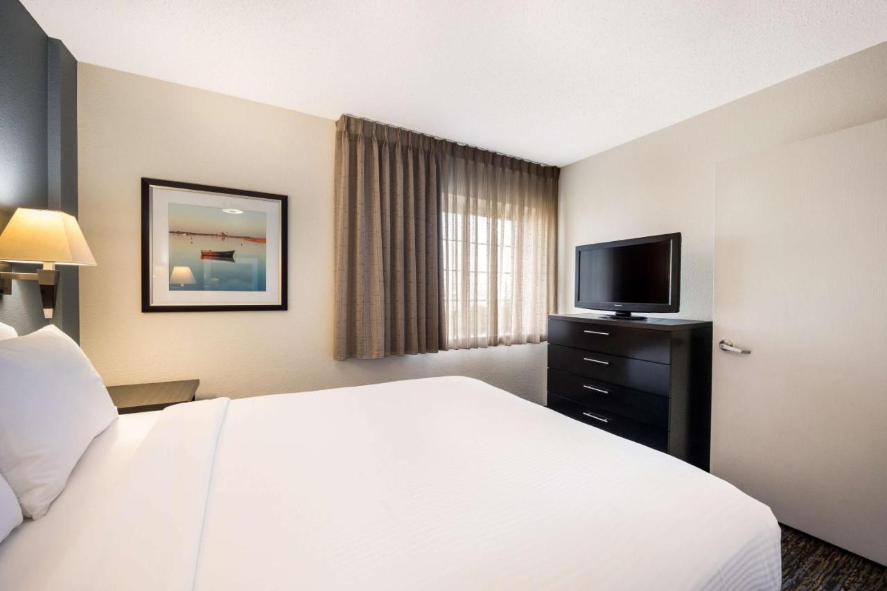Sonesta Simply Suites Denver West Federal Center لاكيووود، لوس أنجليس، كاليفورنيا المظهر الخارجي الصورة